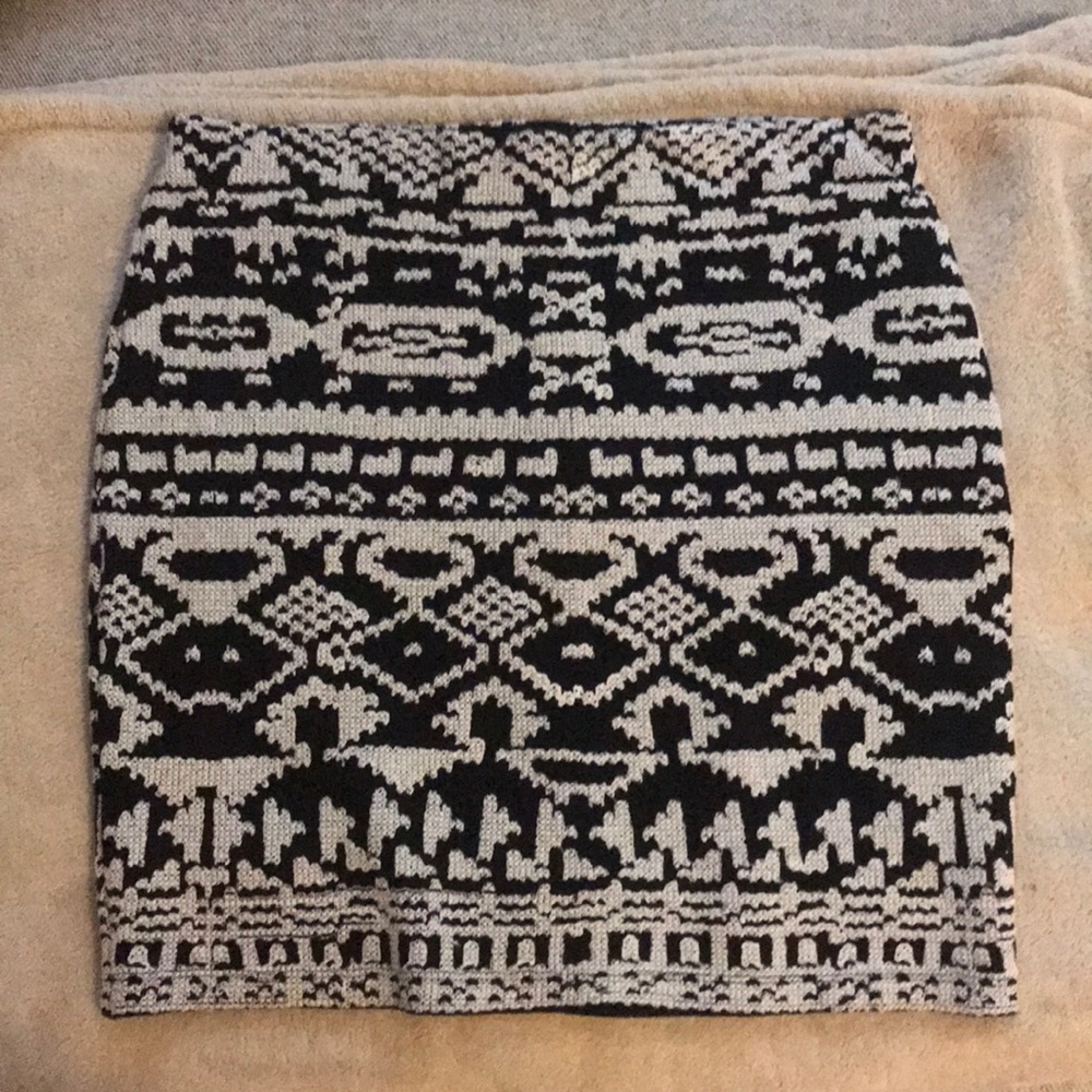 Great Skirt! Worn but in great condition!